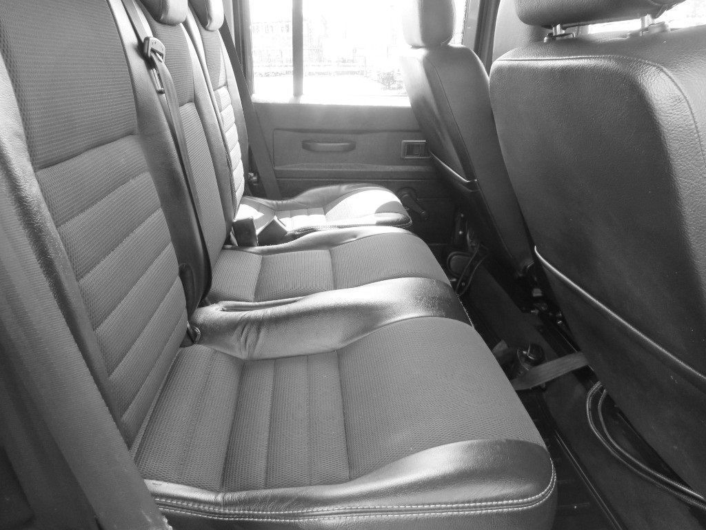 Landrover Defender 110 XS Rear Seats Half Leather Land Rover Defender